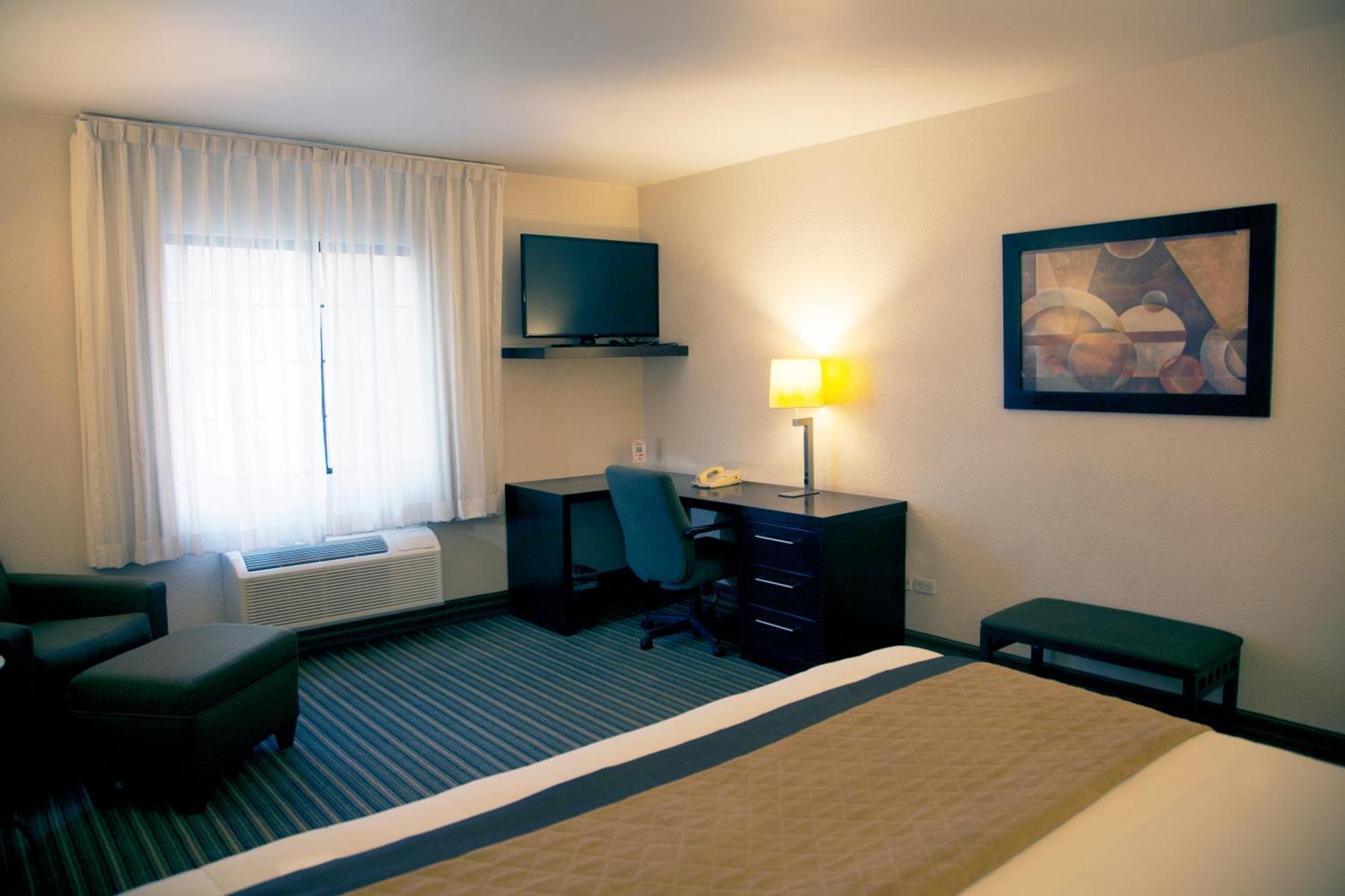 Hotel Casa Grande Chihuahua Exterior foto A typical room at a typical extended stay hotel